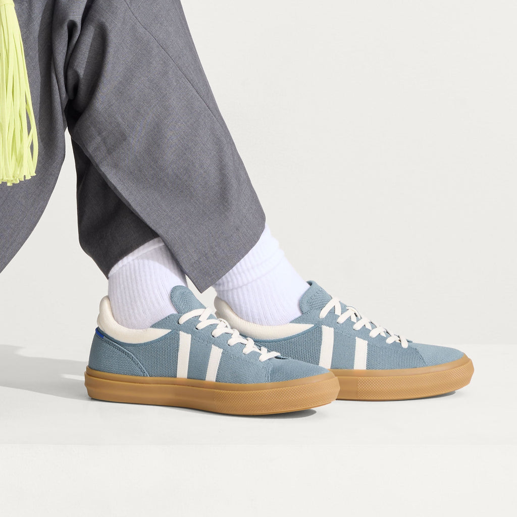 The Women's RS02 Sneaker - Blue Blitz