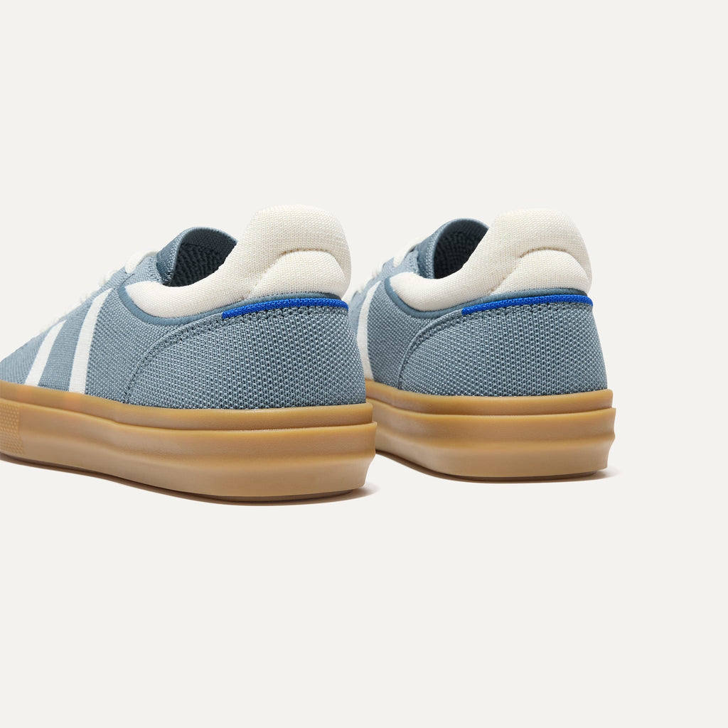 The Women's RS02 Sneaker - Blue Blitz