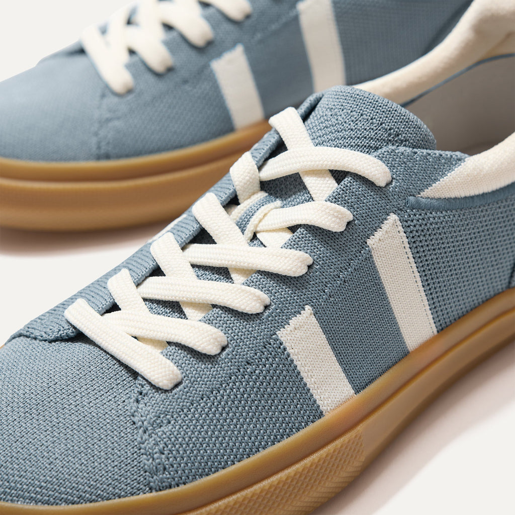 The Women's RS02 Sneaker - Blue Blitz