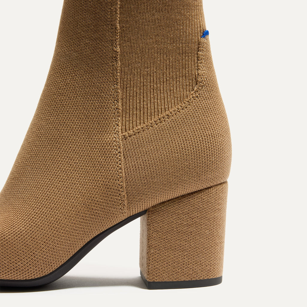 The High Classic Boot - Tobacco