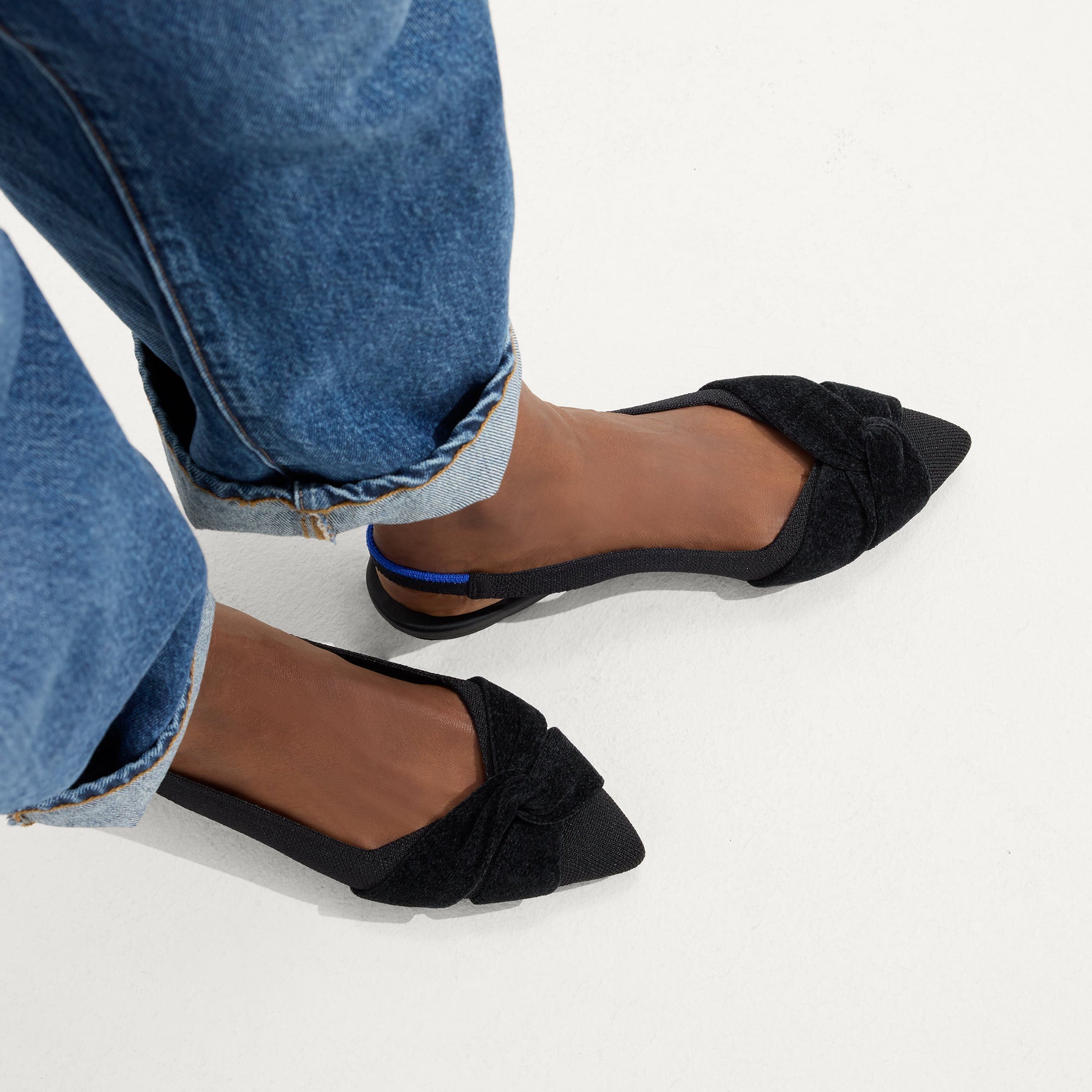 The Twist Point Slingback - Black