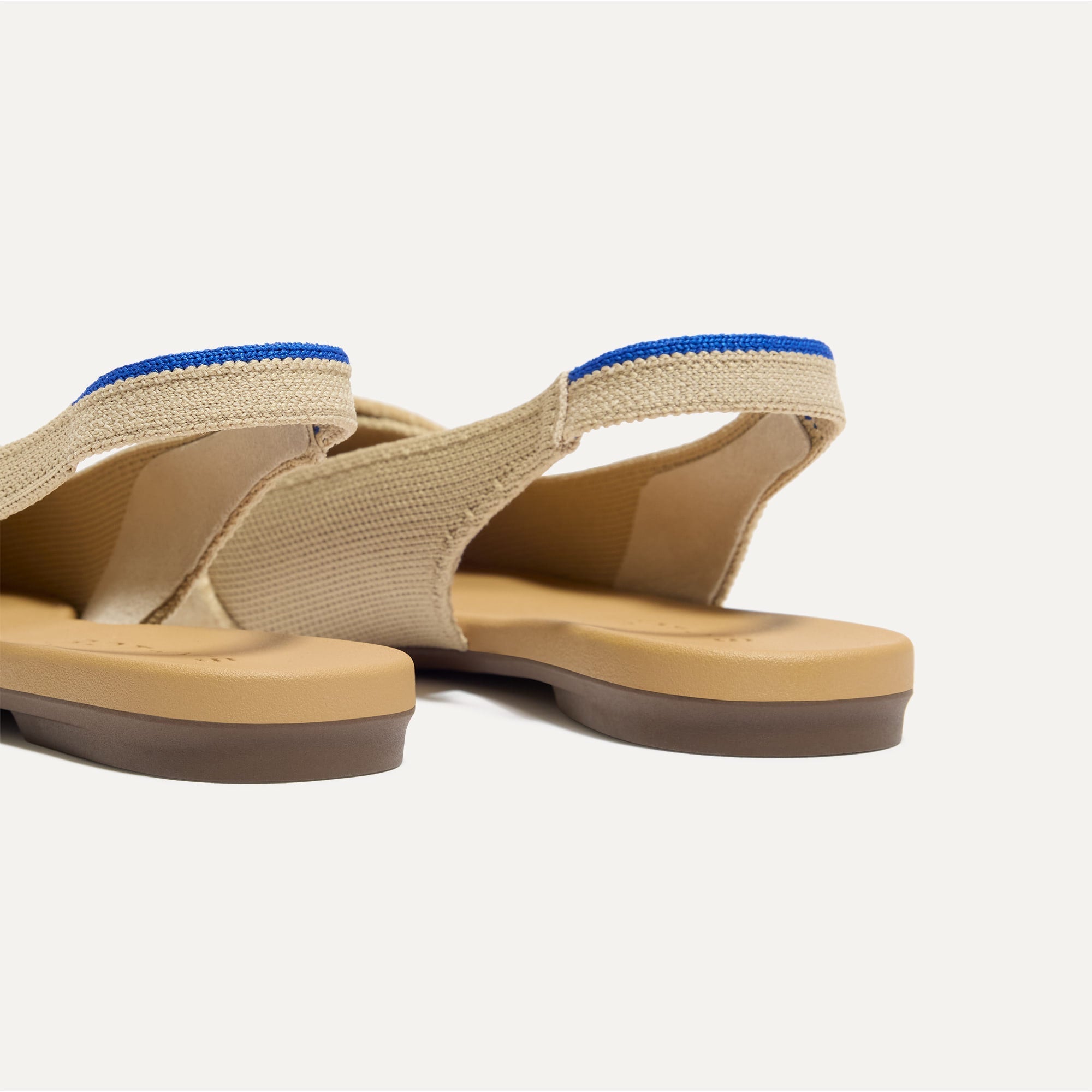 The Twist Point Slingback - Brioche